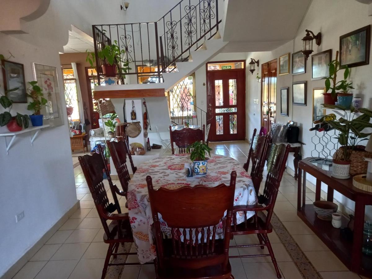 Hostel Kimmell / Hostal Familiar La Casita De Los Kimmell Las Tablas Eksteriør bilde