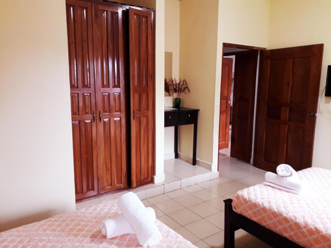 Hostel Kimmell / Hostal Familiar La Casita De Los Kimmell Las Tablas Eksteriør bilde